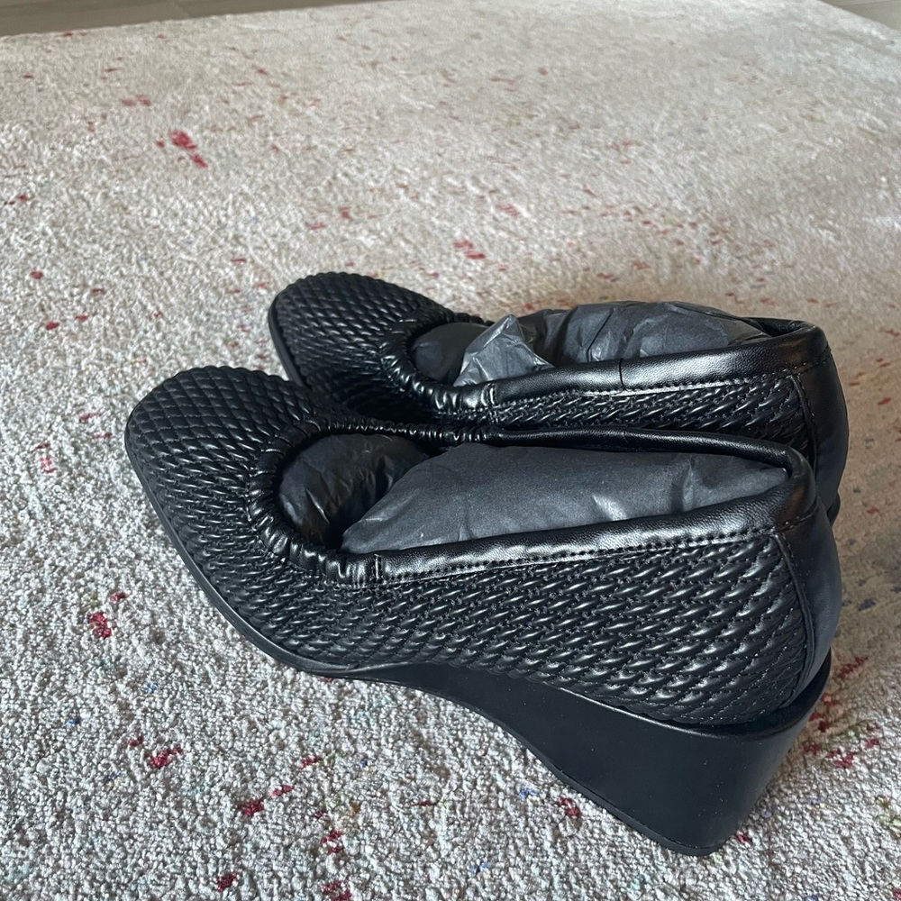 Aerosoles Airlie Black Quilted pump, 7W
